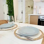 T3 6 Personnes De 60m2 Au Coeur De Ville, Terrasse Et Parking Gratuit *