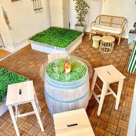 Apartman T3 6 Personnes De 60m2 Au Coeur De Ville, Terrasse Et Parking Gratuit Saint-Raphaël