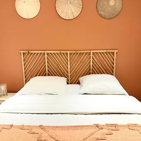 T3 6 Personnes De 60m2 Au Coeur De Ville, Terrasse Et Parking Gratuit