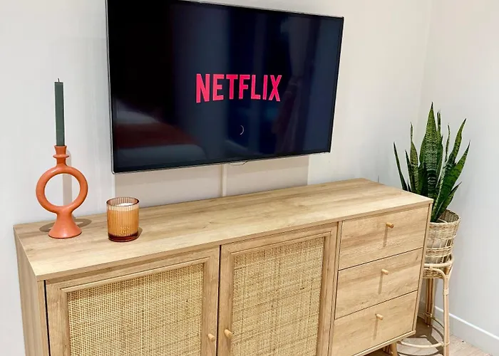 Apartamento T3 6 Personnes De 60m2 Au Coeur De Ville, Terrasse Et Parking Gratuit *