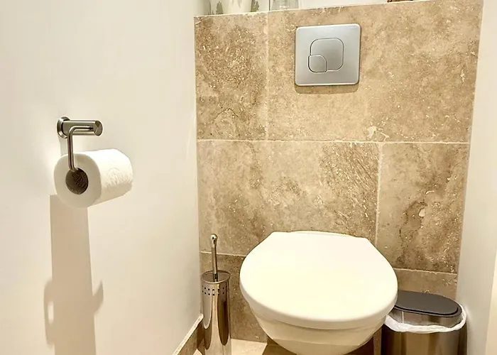 Appartement T3 6 Personnes De 60m2 Au Coeur De Ville, Terrasse Et Parking Gratuit *